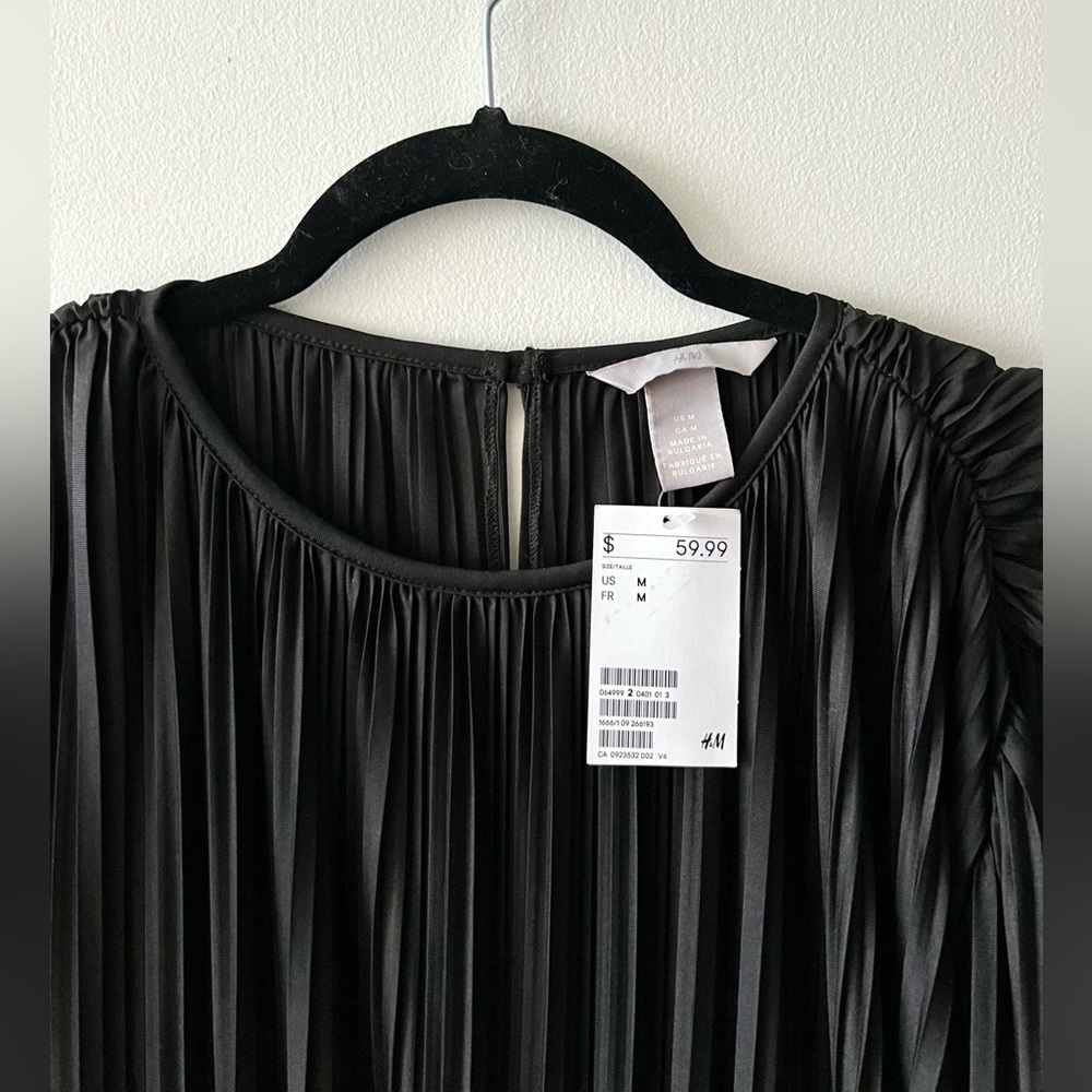 Black Cocktail H&M Dress - Picture 3 of 6